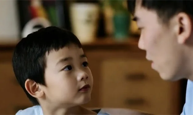 Fostering Curiosity Through Science and Philosophy: Introduce Philosophical Questions